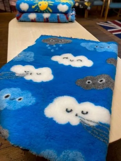 Clouds pattern vet bedding